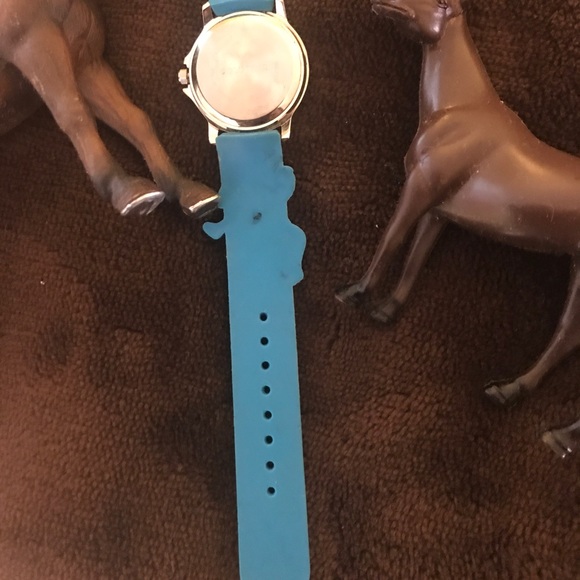 Kids watch!! Needs a battery - Picture 4 of 4